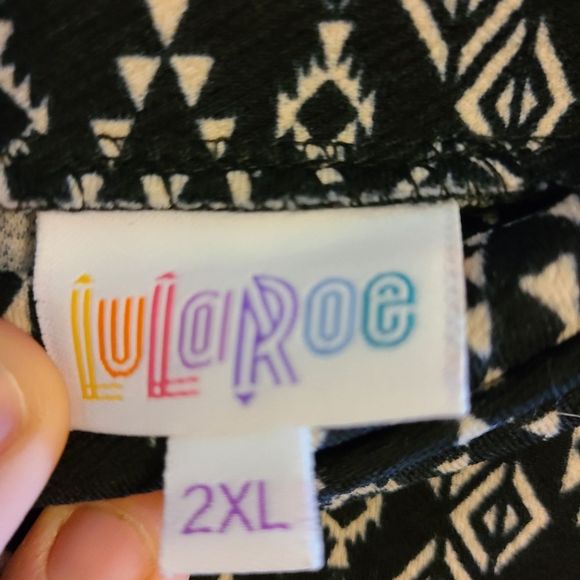 Lularoe - pencil skirt - size 2XL - black and white print - NWOT - Picture 3 of 4